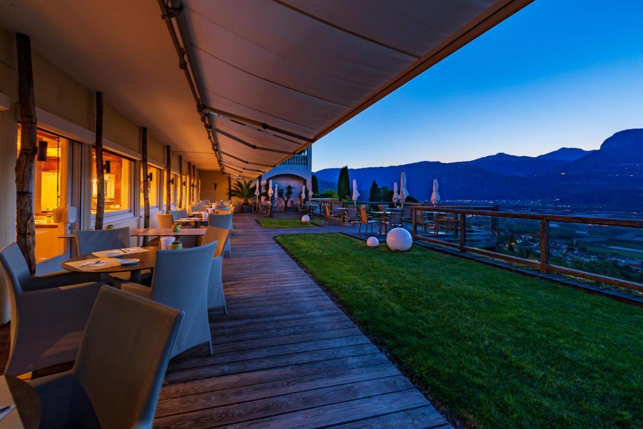 Panorama Aparthotel Termeno Bagian luar foto