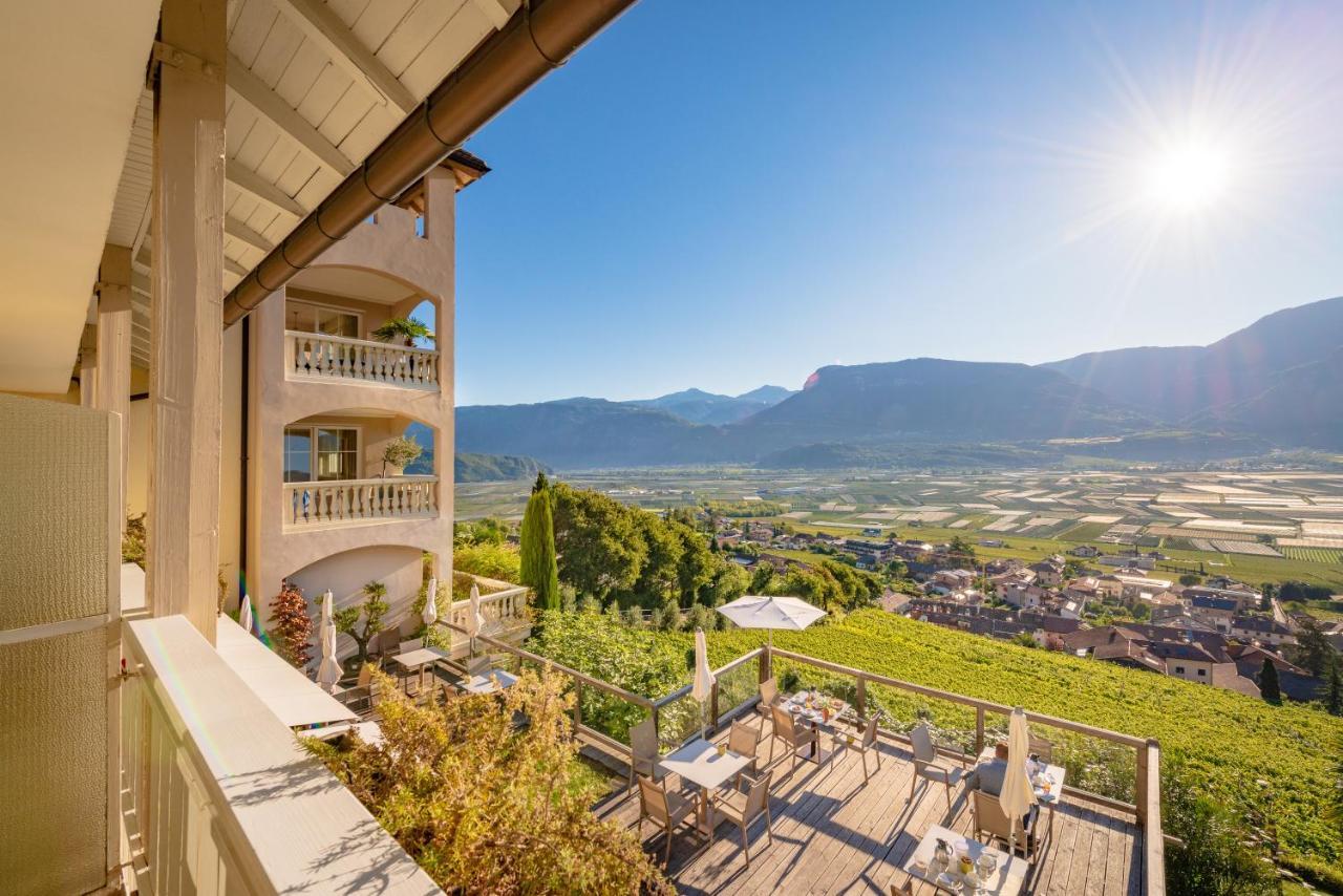 Panorama Aparthotel Termeno Bagian luar foto