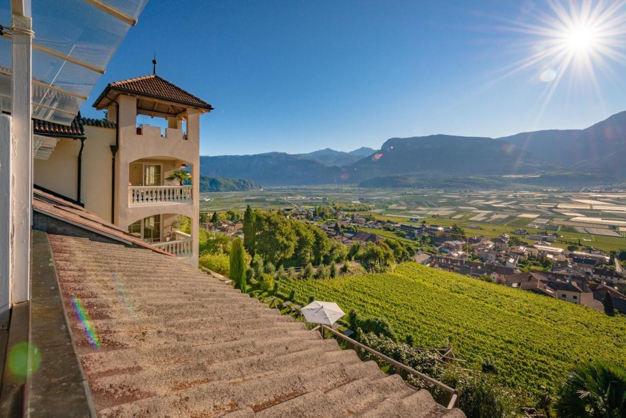 Panorama Aparthotel Termeno Bagian luar foto