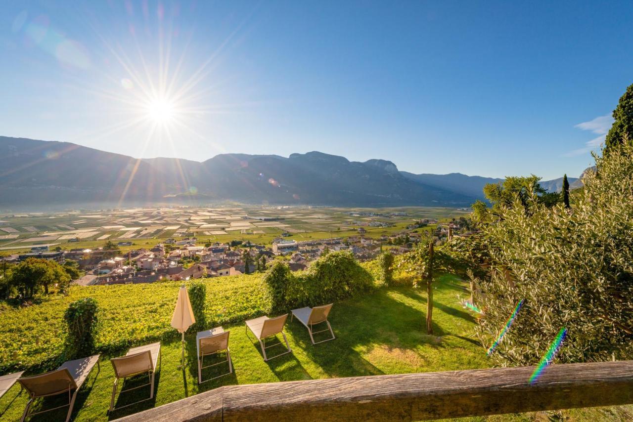 Panorama Aparthotel Termeno Bagian luar foto